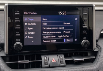 Подержанный автомобиль Toyota RAV4 2022 года (22 фото)