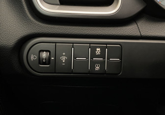 Подержанный автомобиль Kia Ceed Wagon 2021 года (9 фото)