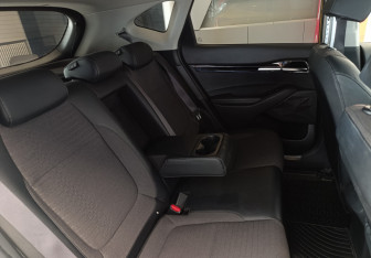 Подержанный автомобиль Kia Seltos 2020 года (8 фото)