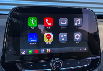 Подержанный автомобиль Chevrolet Orlando 2019 года (19 фото)