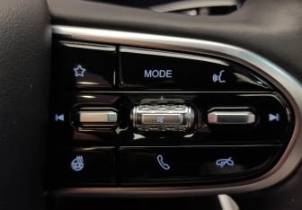 Подержанный автомобиль Omoda C5 2023 года (21 фото)