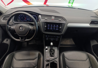 Подержанный автомобиль Volkswagen Tiguan 2018 года (9 фото)