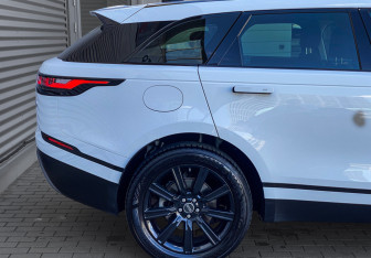 Подержанный автомобиль Land Rover Range Rover Velar 2019 года (9 фото)