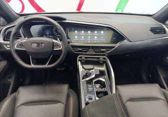 Подержанный автомобиль Geely Tugella 2022 года (9 фото)