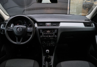 Подержанный автомобиль Skoda Rapid Liftback 2019 года (9 фото)