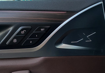Подержанный автомобиль BMW X3 2024 года (31 фото)