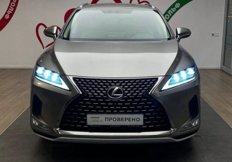 Подержанный автомобиль Lexus RX 2021 года (2 фото)