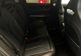 Подержанный автомобиль Changan UNI-V 2024 года (8 фото)