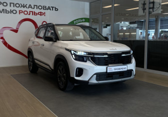 Подержанный автомобиль Kia Seltos 2024 года (3 фото)