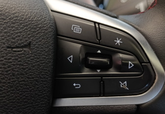 Подержанный автомобиль Geely Tugella 2022 года (26 фото)