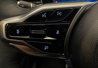 Подержанный автомобиль Haval F7 2024 года (16 фото)