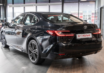 Новый Toyota Camry Sedan 2026 (7 фото)