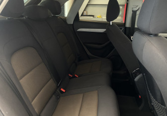 Подержанный автомобиль Audi Q3 2013 года (8 фото)