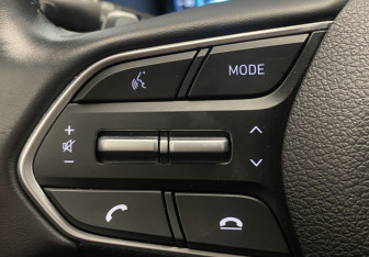 Подержанный автомобиль Hyundai Santa Fe 2021 года (22 фото)
