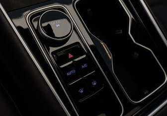 Подержанный автомобиль Chery Tiggo 9 2024 года (24 фото)