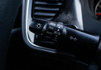 Подержанный автомобиль Mitsubishi Outlander 2021 года (16 фото)