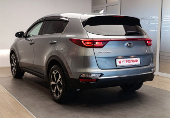Подержанный автомобиль Kia Sportage 2020 года (6 фото)