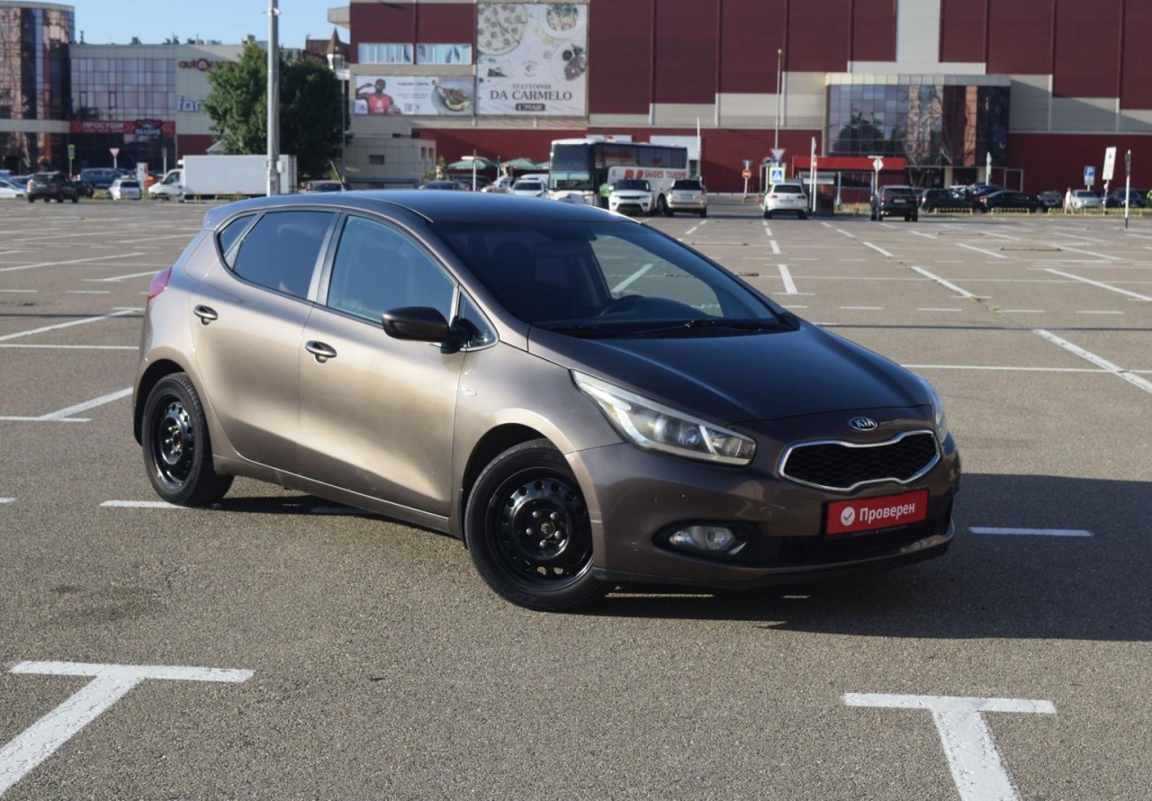 Kia Ceed 2014 с пробегом 119856 км в Краснодаре, цена 1 155 000 ₽ | Колёса  авто