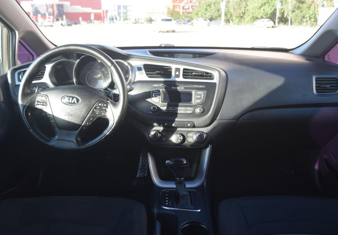 Kia Ceed 2014 с пробегом 119856 км в Краснодаре, цена 1 155 000 ₽ | Колёса  авто